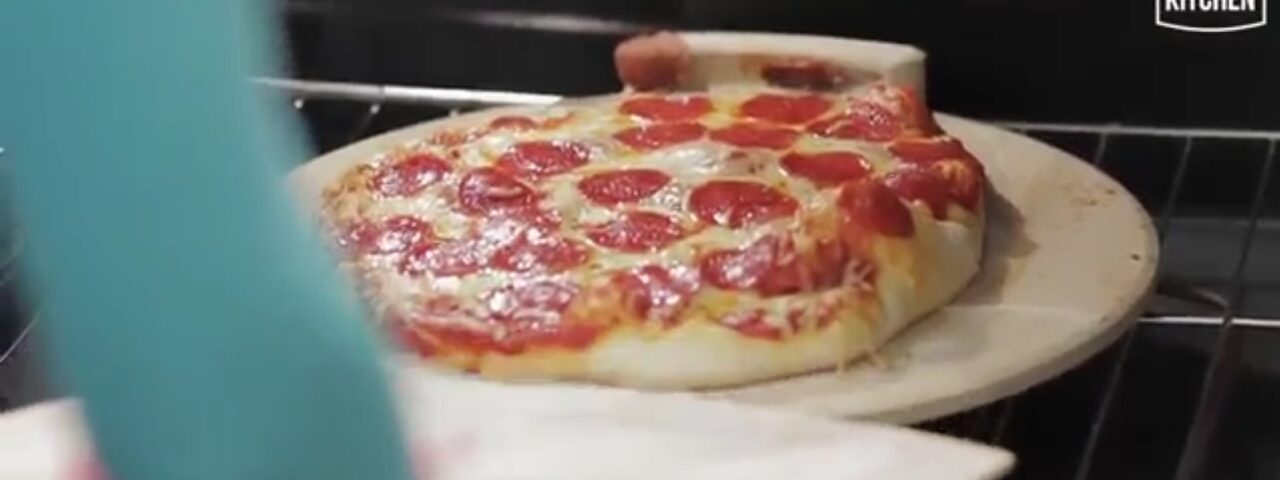 How to clean a pizza stone